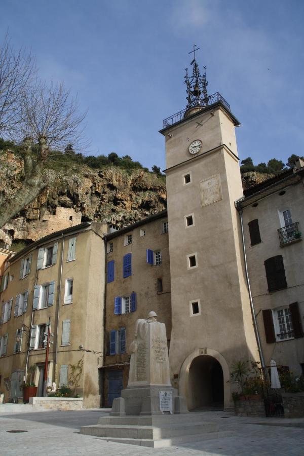 Appartement Le Gambetta Cotignac Exterior photo